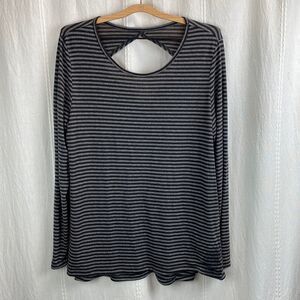 Ideology long sleeve striped t with back opening XL